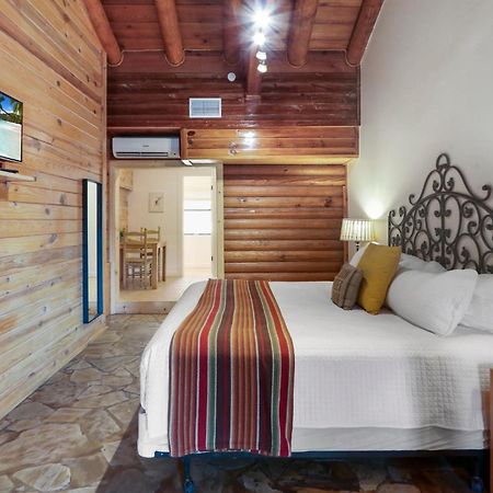 Wimberley Log Cabins Resort And Suites- Unit 3 Exteriér fotografie